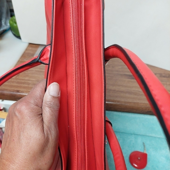 ALDO Candy Apple Red Tote Bag Purse - Picture 5 of 16